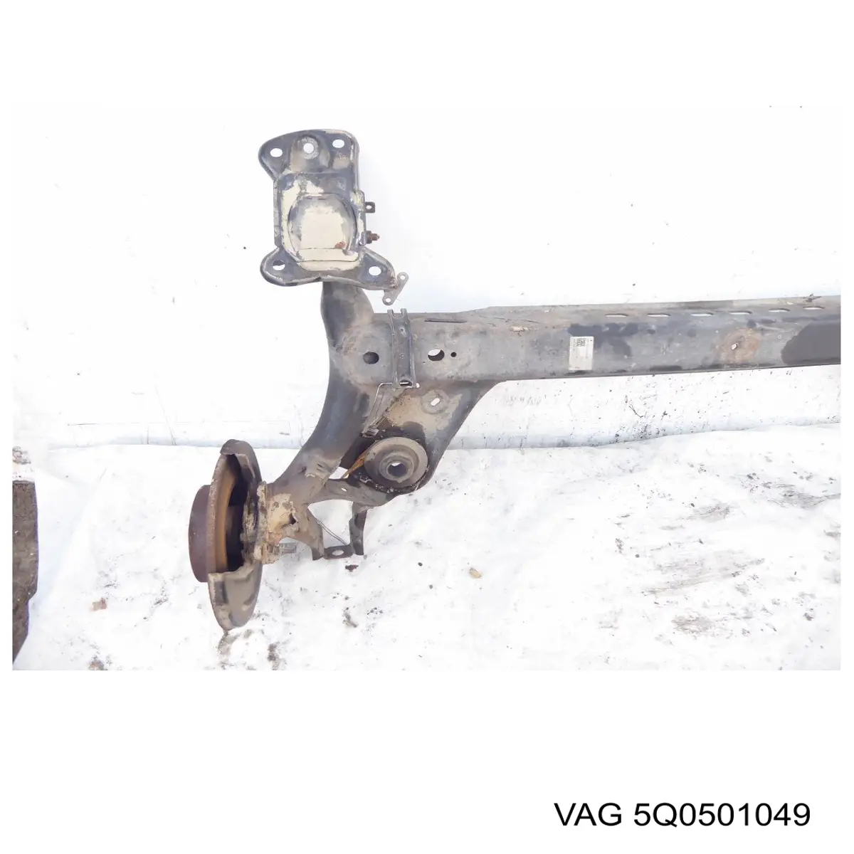 Korpus osi tylnej VAG 5Q0501049 cena, od 287,33 USD