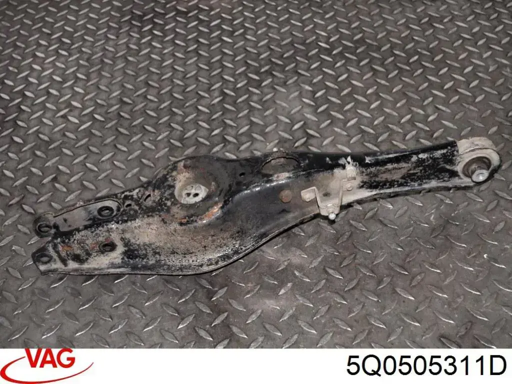 5Q0505311D VAG Wahacz zawieszenia tylnego dolny lewy/prawy