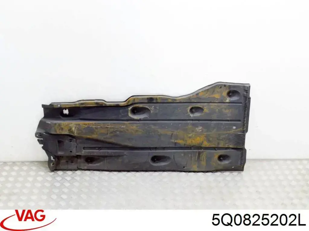 Osłona podwozia prawa VAG 5Q0825202AE cena, od 110,68 USD