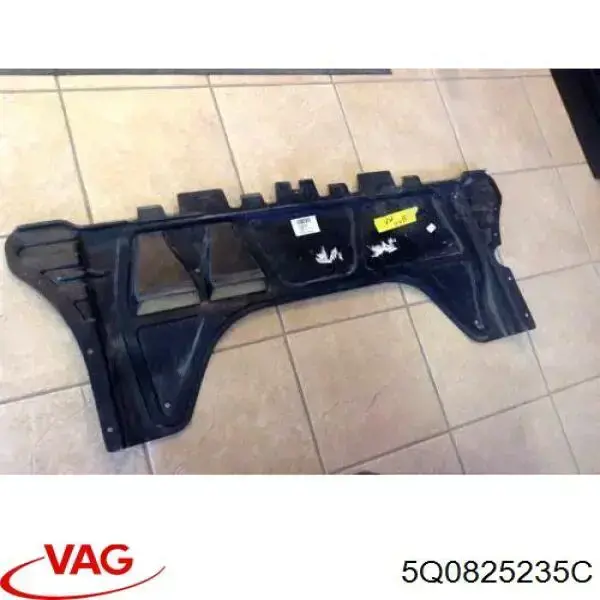 Osłona silnika przednia VAG 5Q0825235C cena, od 24,27 USD