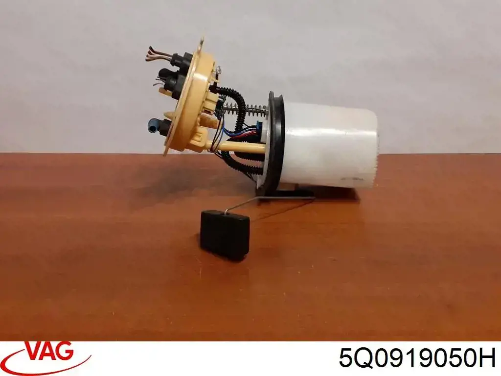 Do koszyka 5Q0919050H VAG Moduł pompy paliwowej z czujnikiem poziomu paliwa