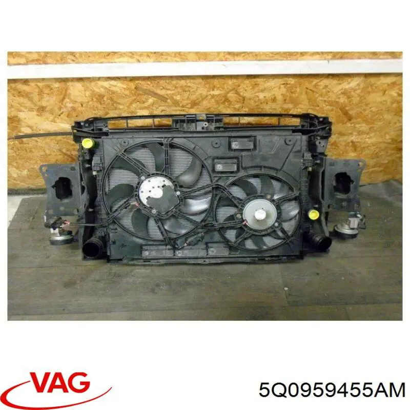 Do koszyka 5Q0959455AM VAG Wentylator elektryczny układu chłodzenia, kompletny (silnik+wirnik) lewy