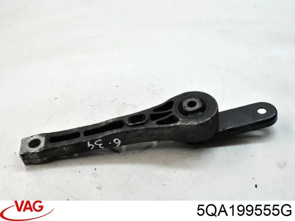 Do koszyka 5QA199555G VAG Poduszka (podpora) silnika lewa