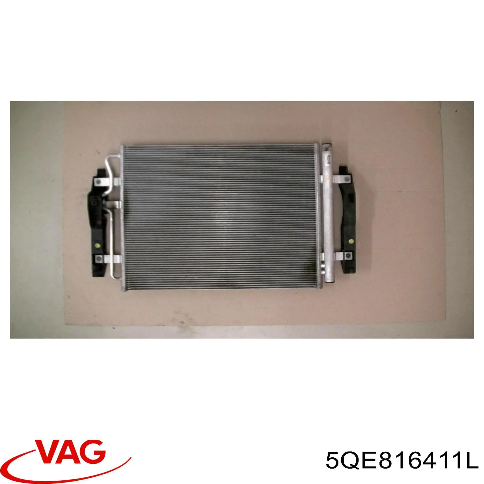 Chłodnica klimatyzacji VAG 5QE816411L cena, od 167,14 USD