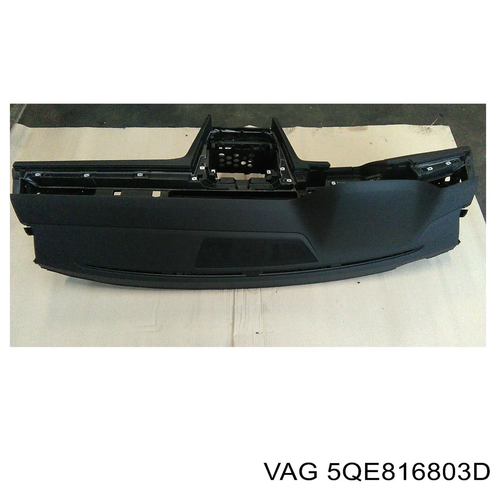 Sprężarka klimatyzacji 5QE816803L VAG