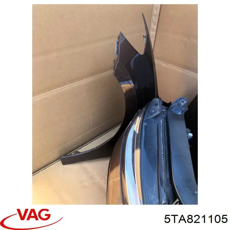 5TA821105 VAG Błotnik przedni lewy