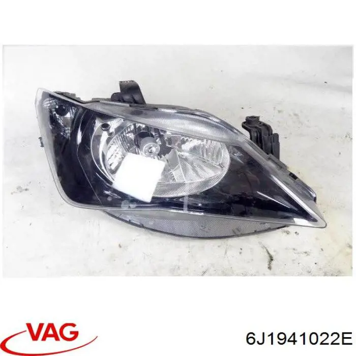 Do koszyka 44822 VALEO Reflektor prawy