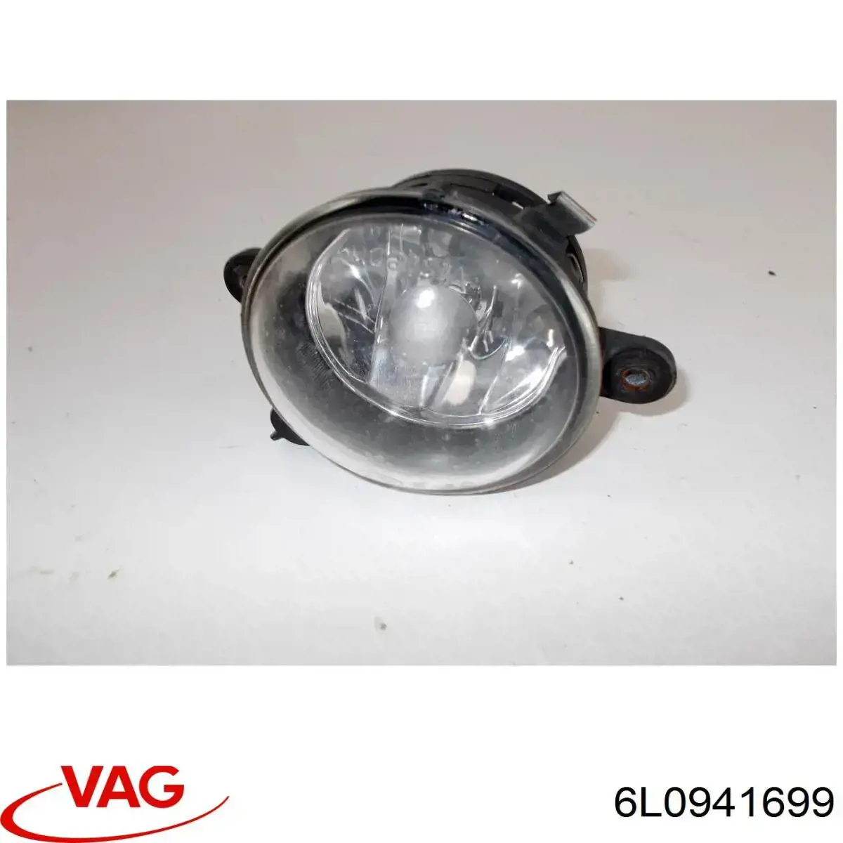 6L0941699 VAG Lampa przeciwmgielna lewa/prawa
