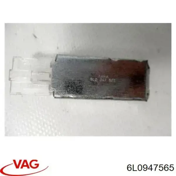 Lampa oświetlenia schowka VAG 6L0947565 cena, od 4,85 USD
