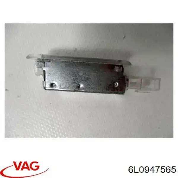 Do koszyka 6L0947565 VAG Lampa oświetlenia schowka