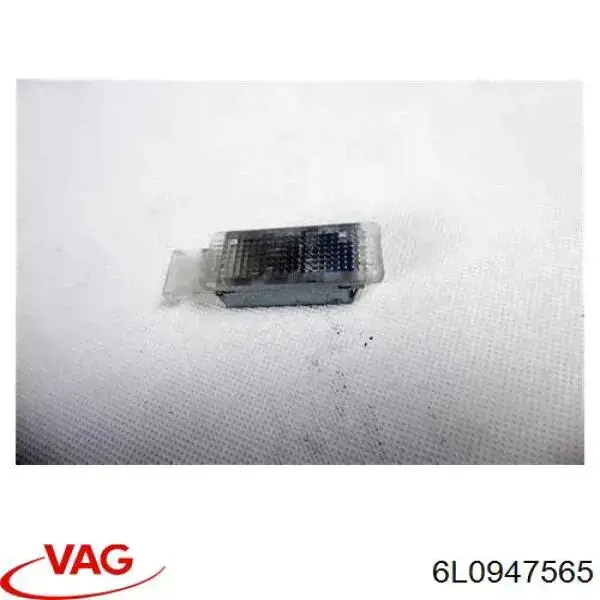 Lampa oświetlenia schowka VAG 6L0947565 cena, od 4,85 USD