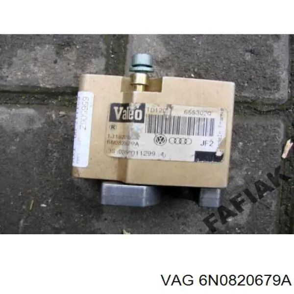 Do koszyka 6N0820679A VAG Zawór termostatyczny klimatyzacji