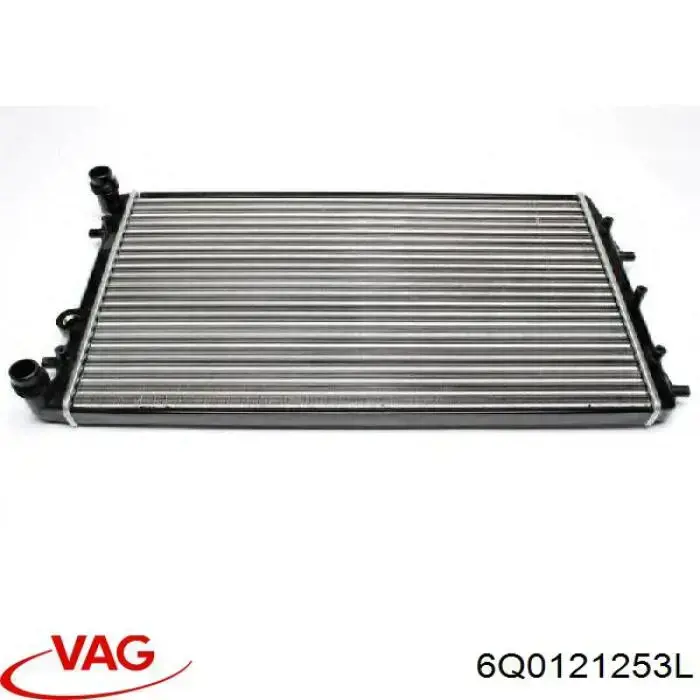 Chłodnica silnika VAG 6Q0121253L cena, od 73,79 USD
