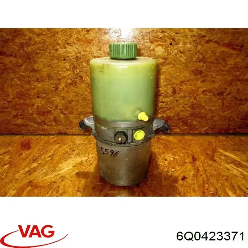Zbiornik płynu wspomagania VAG 6Q0423371 cena, od 20,10 USD