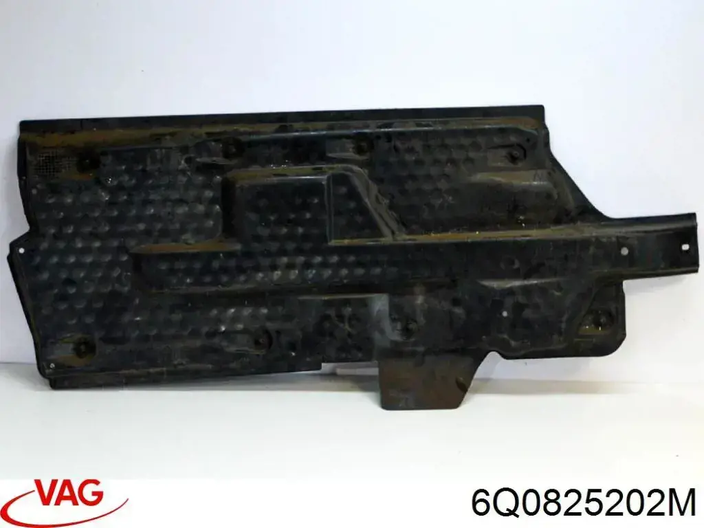 Osłona podwozia prawa VAG 6Q0825202M cena, od 40,43 USD