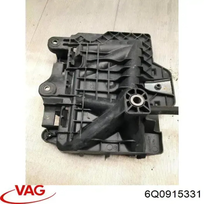 Mocowanie (podstawa) akumulatora VAG 6Q0915331 cena, od 62,99 USD
