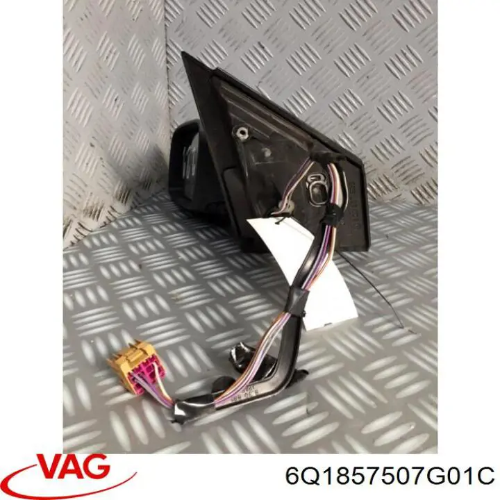 Lusterko wsteczne lewe VAG 6Q1857507G01C cena, od 67,55 USD