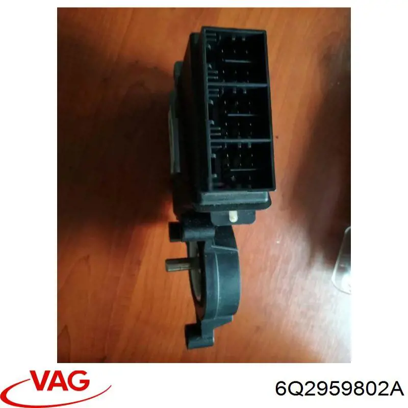 Silniczek podnośnika szyby drzwi przednich lewych VAG 6Q2959802A cena, od 68,10 USD