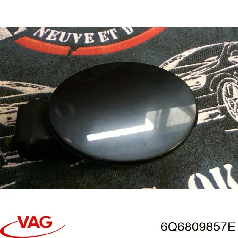 6Q6809857E VAG Klapka wlewu paliwa