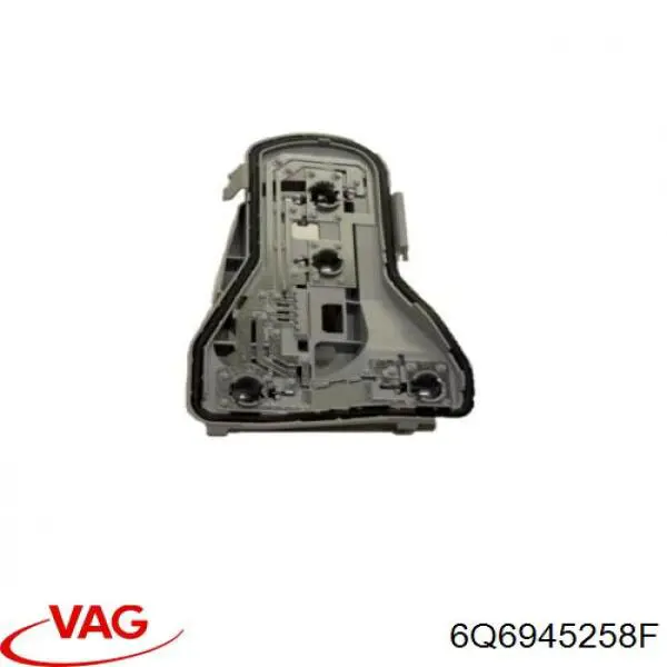 6Q6945258F VAG Gniazdo lampy zespolonej tylnej