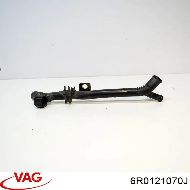 Przewód (króciec) układu chłodzenia VAG 6R0121070J cena, od 58,70 USD