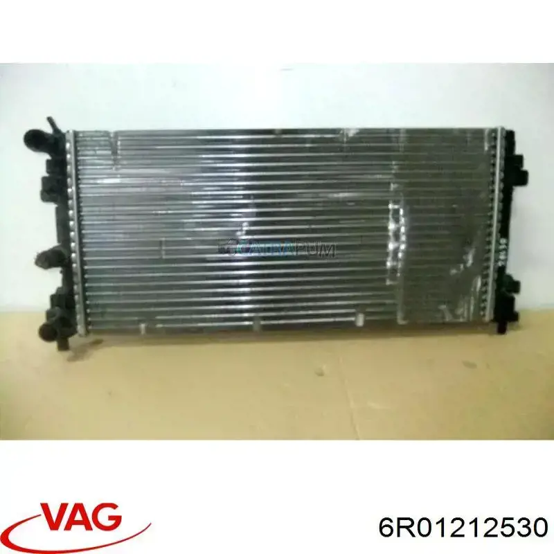 6R01212530 VAG Chłodnica silnika