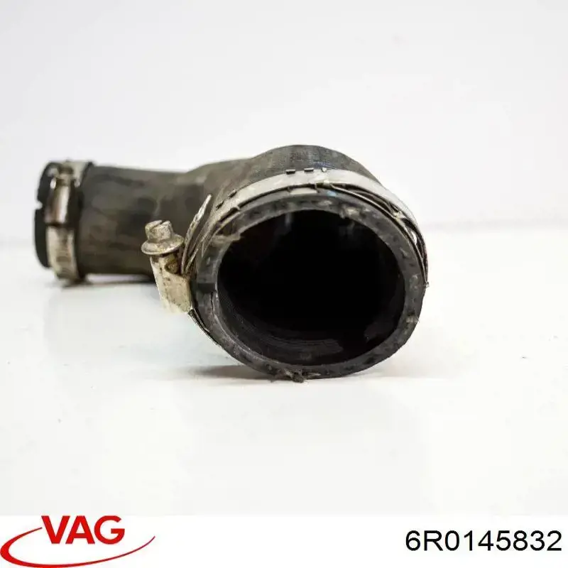 6R0145832 VAG Przewód (króciec) intercoolera