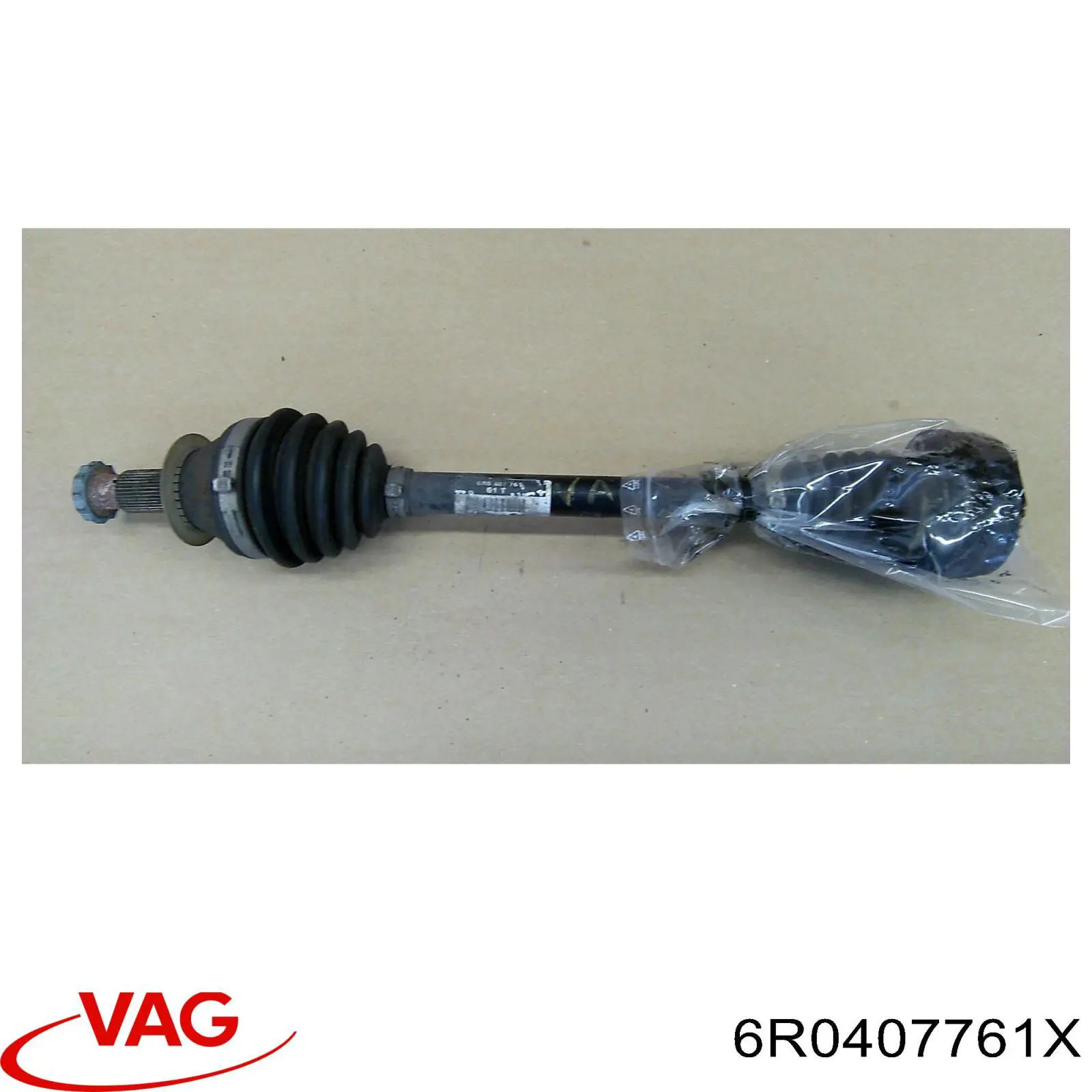 Półoś napędowa przednia lewa VAG 6R0407761X cena, od 107,71 USD