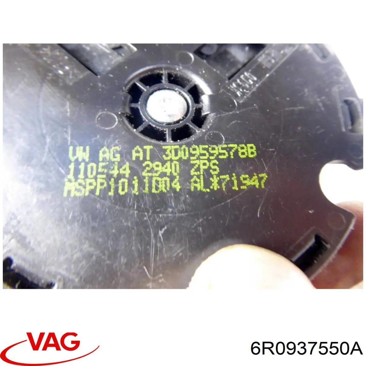 Do koszyka 6R0937550A VAG Skrzynka bezpieczników