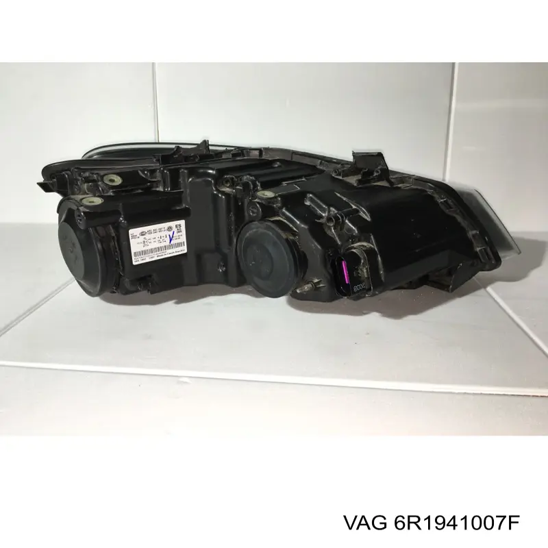 6R1941007F VAG Reflektor lewy