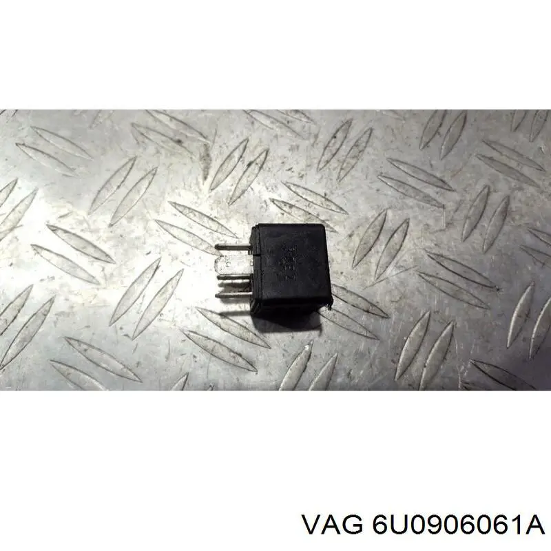 6U0906061A VAG przekaźnik wentylatora