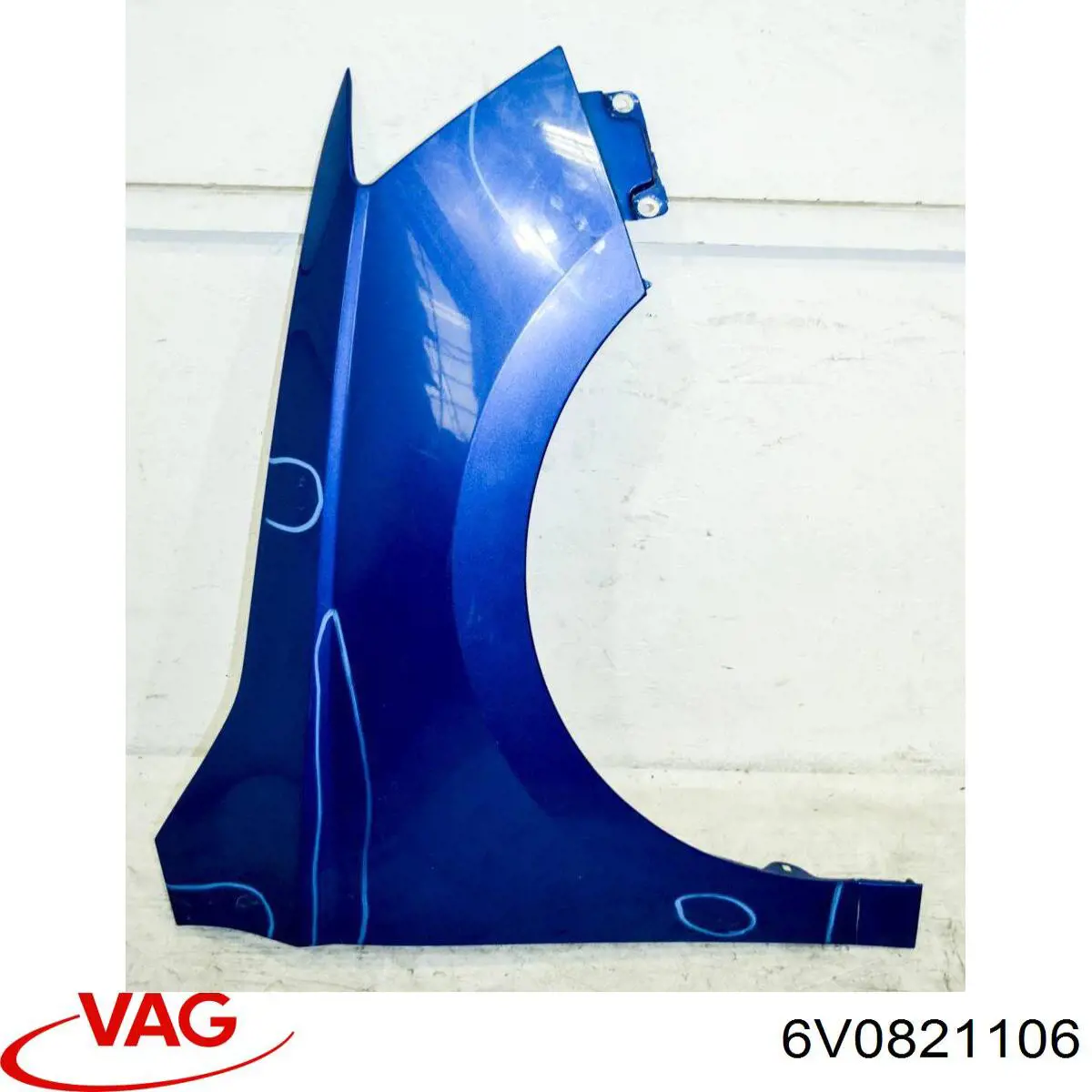 6V0821106 VAG Błotnik przedni prawy