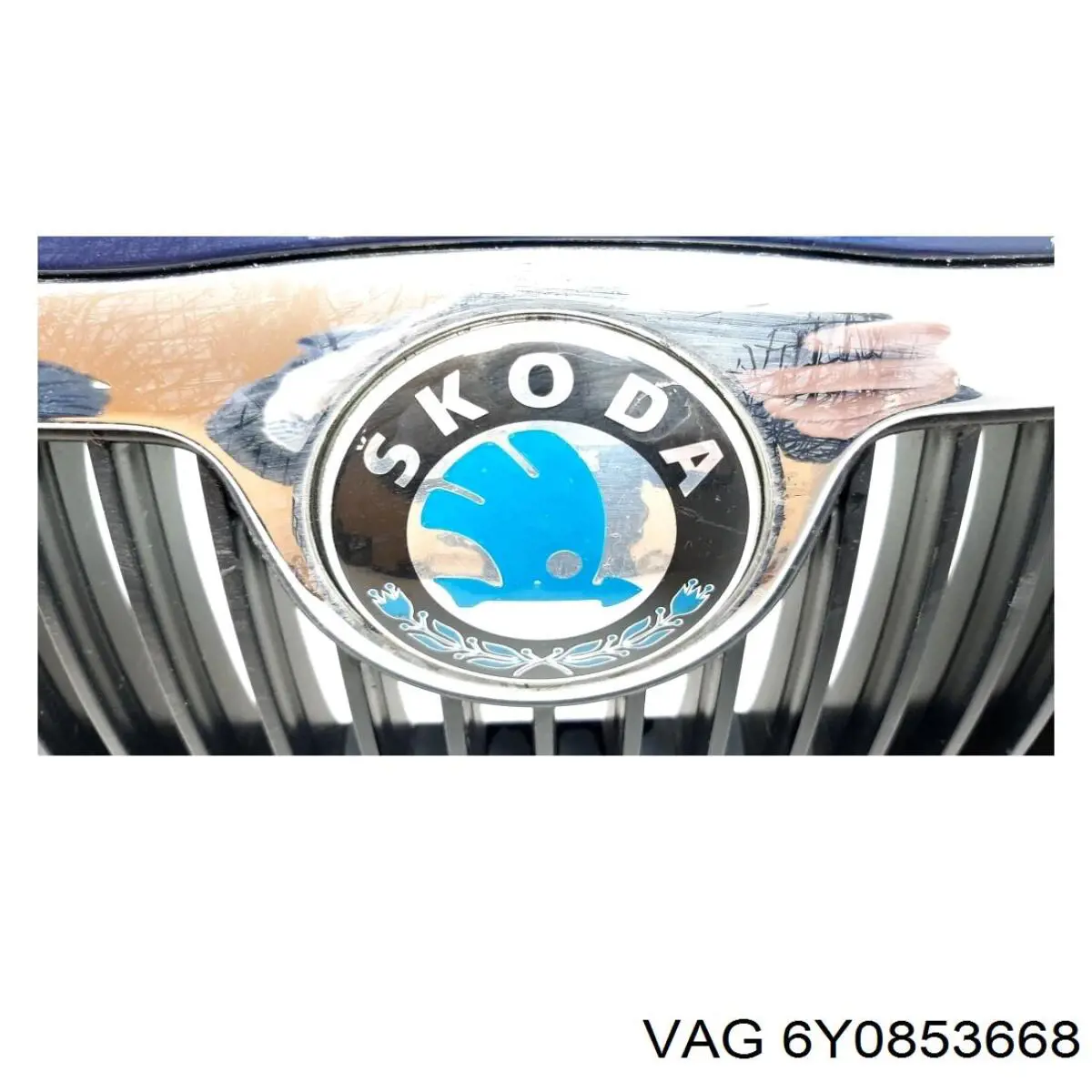 Atrapa chłodnicy VAG 6Y0853668 cena, od 78,32 USD