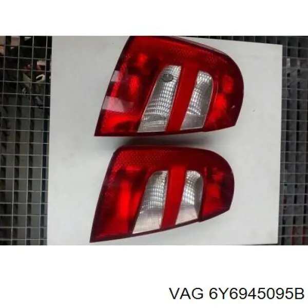 Lampa zespolona tylna lewa VAG 6Y6945095B cena, od 45,97 USD