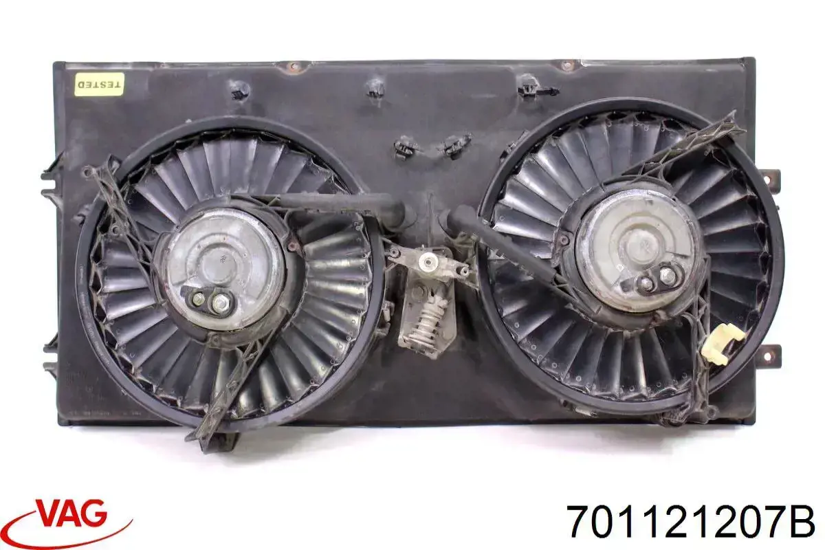 701121207B VAG Dyfuzor chłodnicy