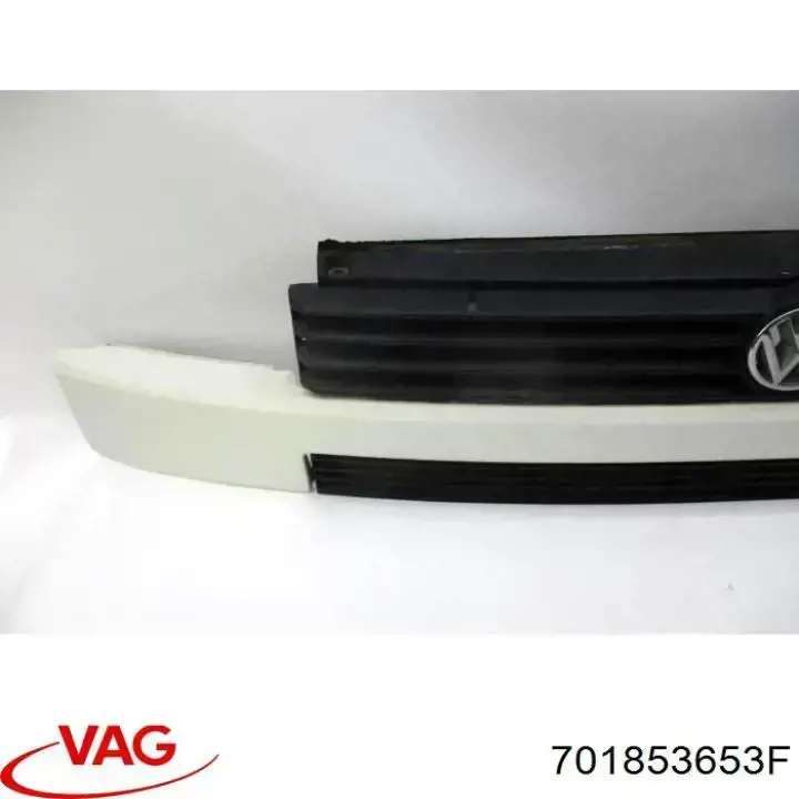Atrapa chłodnicy VAG 701853653F cena, od 44,64 USD
