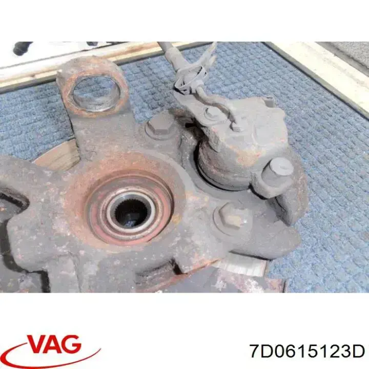 Zacisk hamulcowy przedni lewy VAG 7D0615123D cena, od 75,89 USD