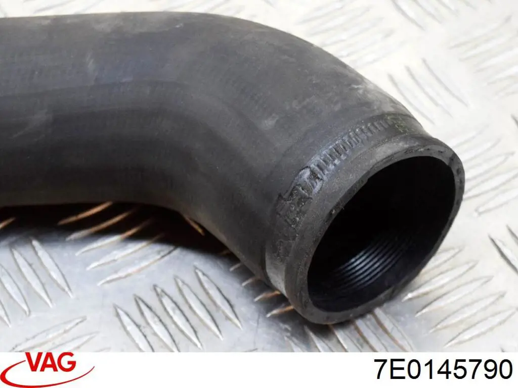 Przewód (króciec) intercoolera VAG 7E0145790 cena, od 41,94 USD