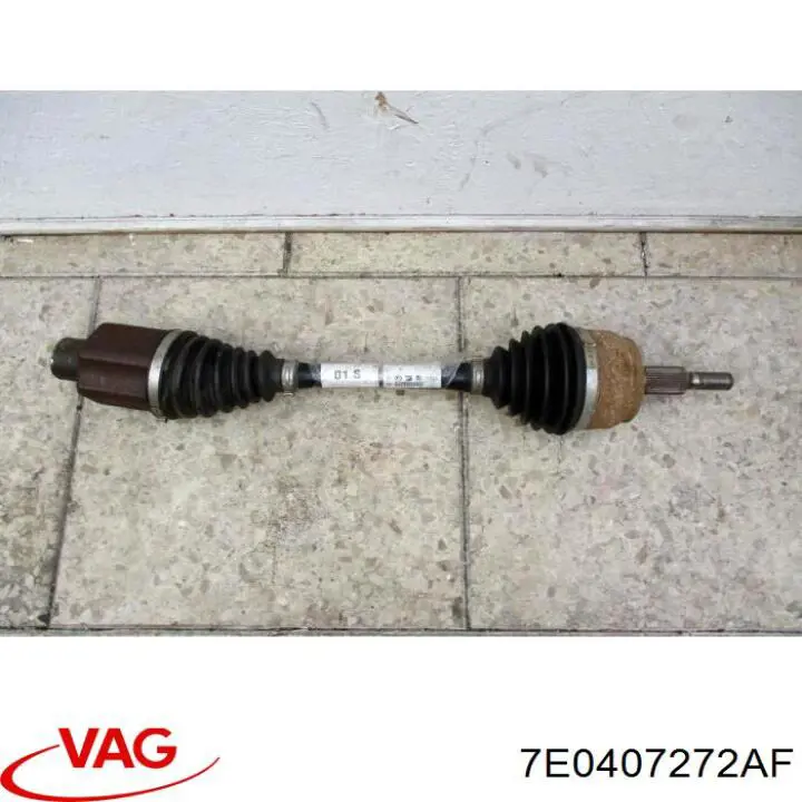 Półoś napędowa przednia prawa VAG 7E0407272AF cena, od 217,07 USD