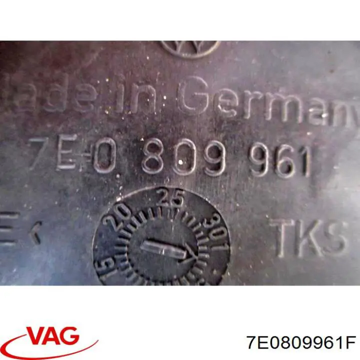 Do koszyka 7E0809961F VAG Nadkole błotnika przedniego lewe