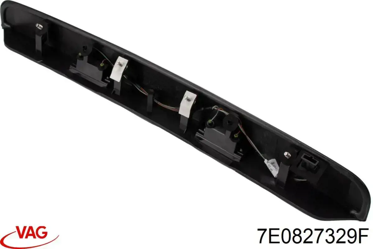 Lampa oświetlenia tylnej tablicy rejestracyjnej VAG 7E0827329F cena, od 31,79 USD