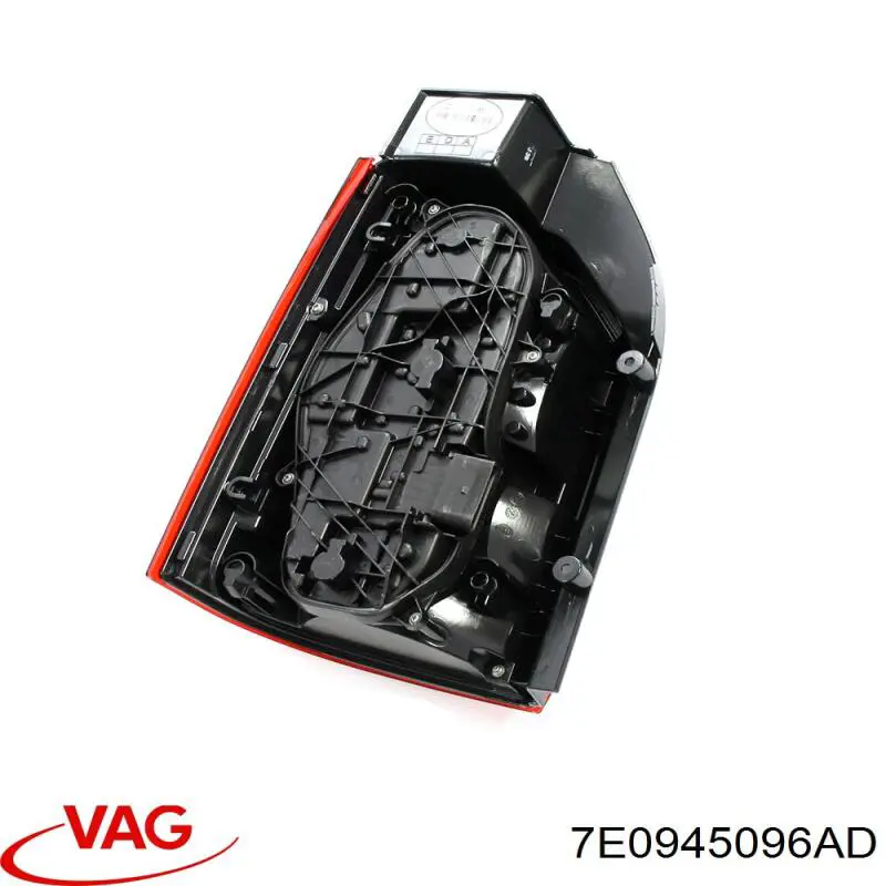 Lampa zespolona tylna prawa VAG 7E0945096AD cena, od 115,03 USD
