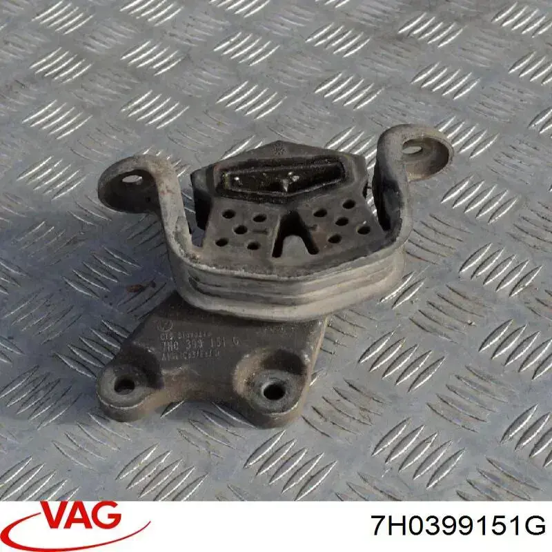 Poduszka (podpora) silnika lewa VAG 7H0399151G cena, od 57,10 USD