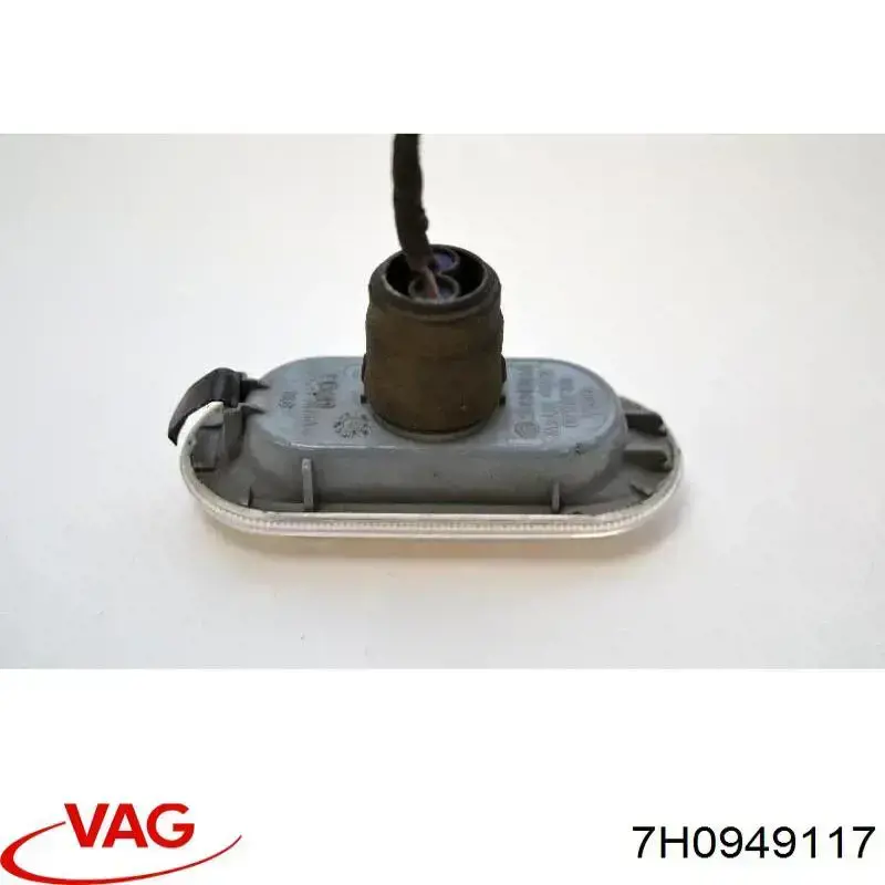 Powtarzacz kierunkowskazu na błotniku VAG 7H0949117 cena, od 8,11 USD