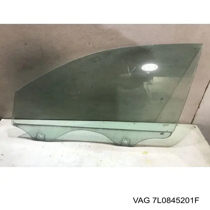 7L0845201F VAG Szyba drzwi lewych przednich