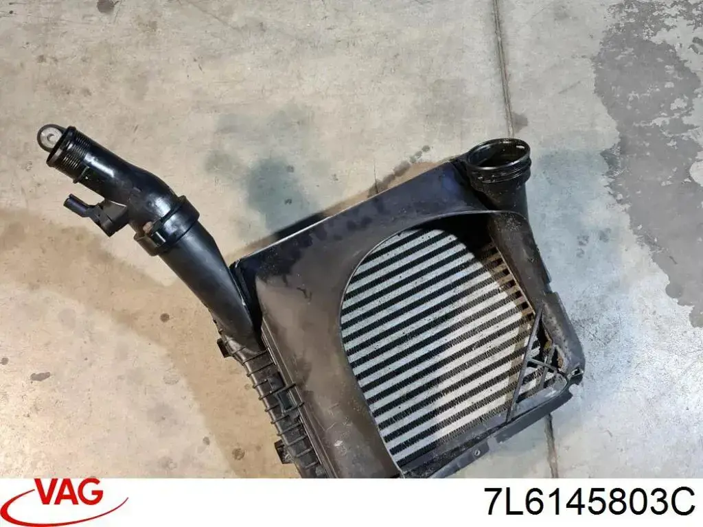 7L6145803C VAG Chłodnica intercoolera