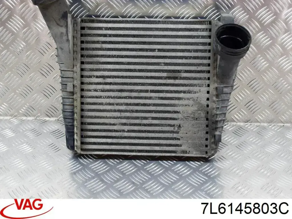 Chłodnica intercoolera VAG 7L6145803C cena, od 98,78 USD