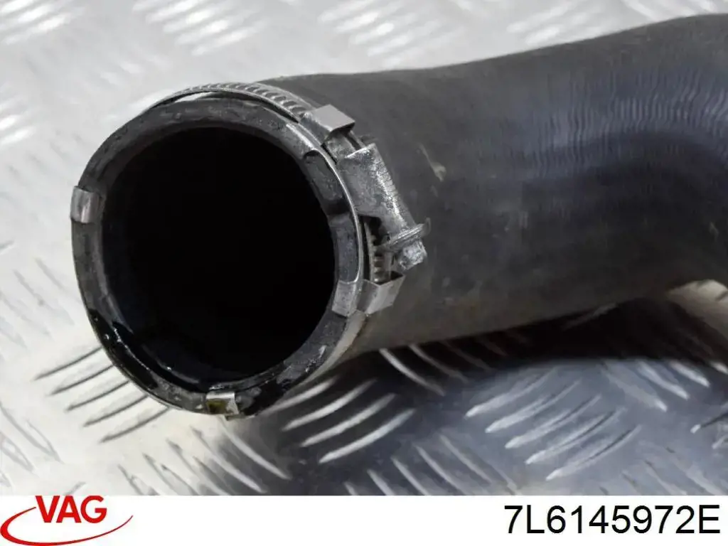 Przewód (króciec) intercoolera VAG 7L6145972E cena, od 48,11 USD