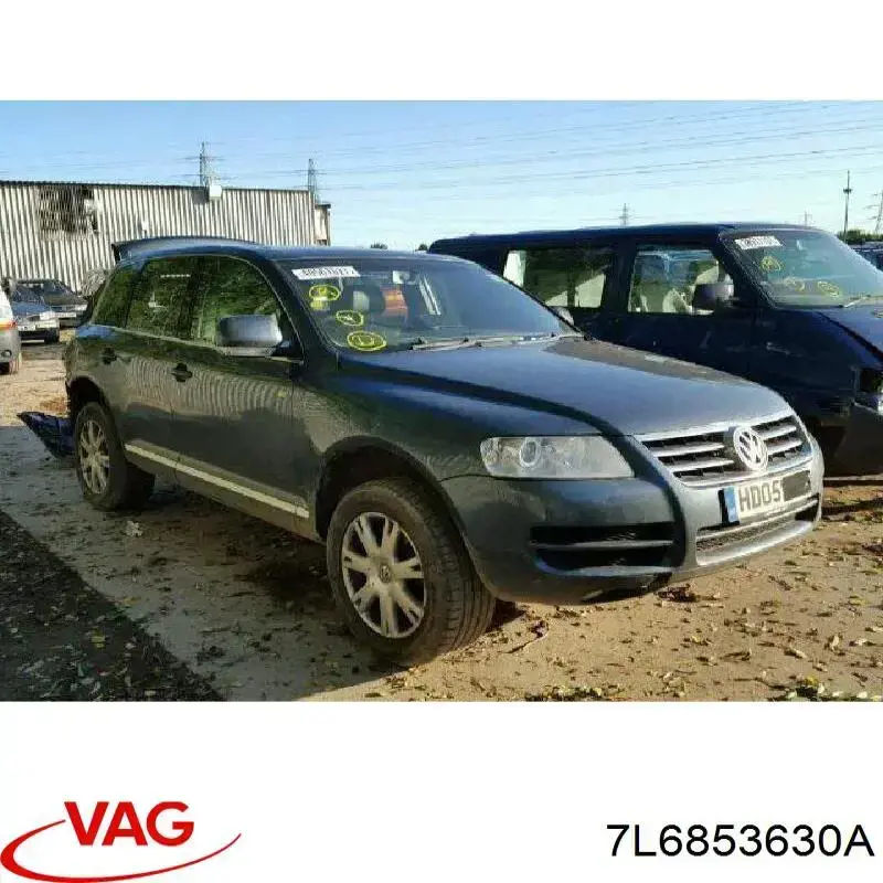Do koszyka Emblemat na klapę bagaznika (znaczek firmowy) Volkswagen Touareg I 7LA, 7L6, 7L7