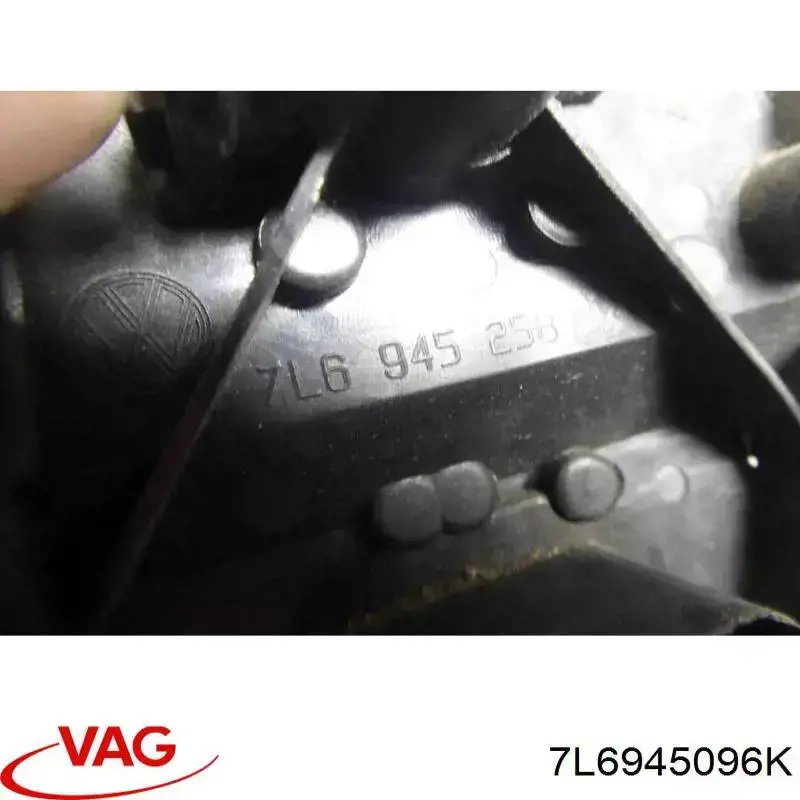 Do koszyka 7L6945096K VAG Lampa zespolona tylna prawa zewnętrzna